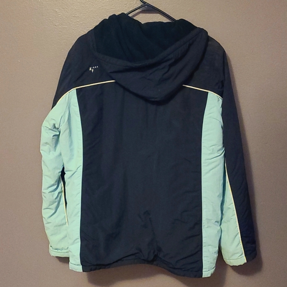 Abercrombie & Fitch Navy and light blue ski coat, size medium - Picture 3 of 4